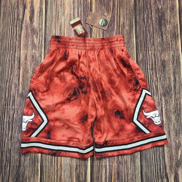 Chicago Bulls Shorts Mens Small Mitchell & Ness Galaxy Reflective NBA Basketball - Picture 2 of 16